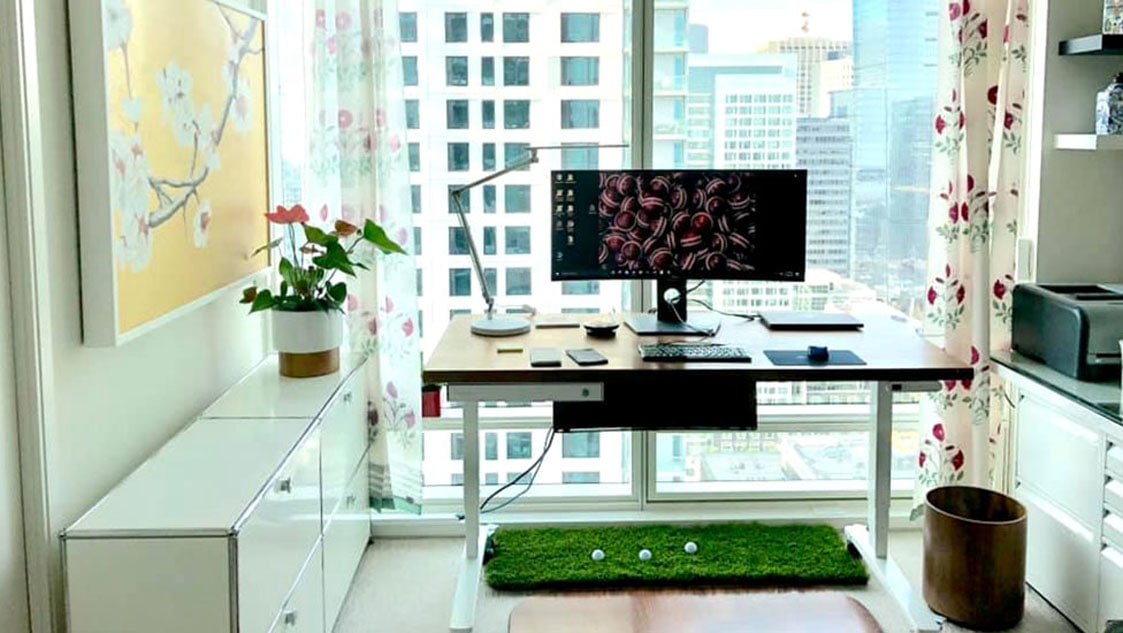 Walnut Solid Wood V2 Standing Desk